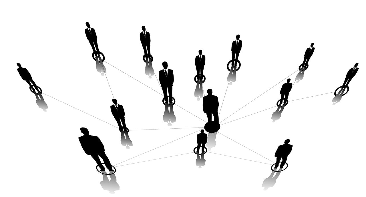 技术革新下的三只手，社会影响深度解析