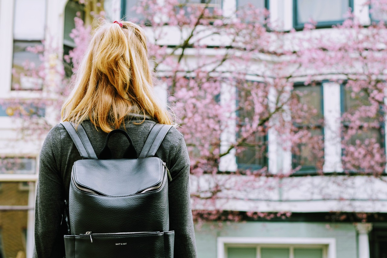 美国四月失踪女子最新消息，悬疑案件追踪揭秘
