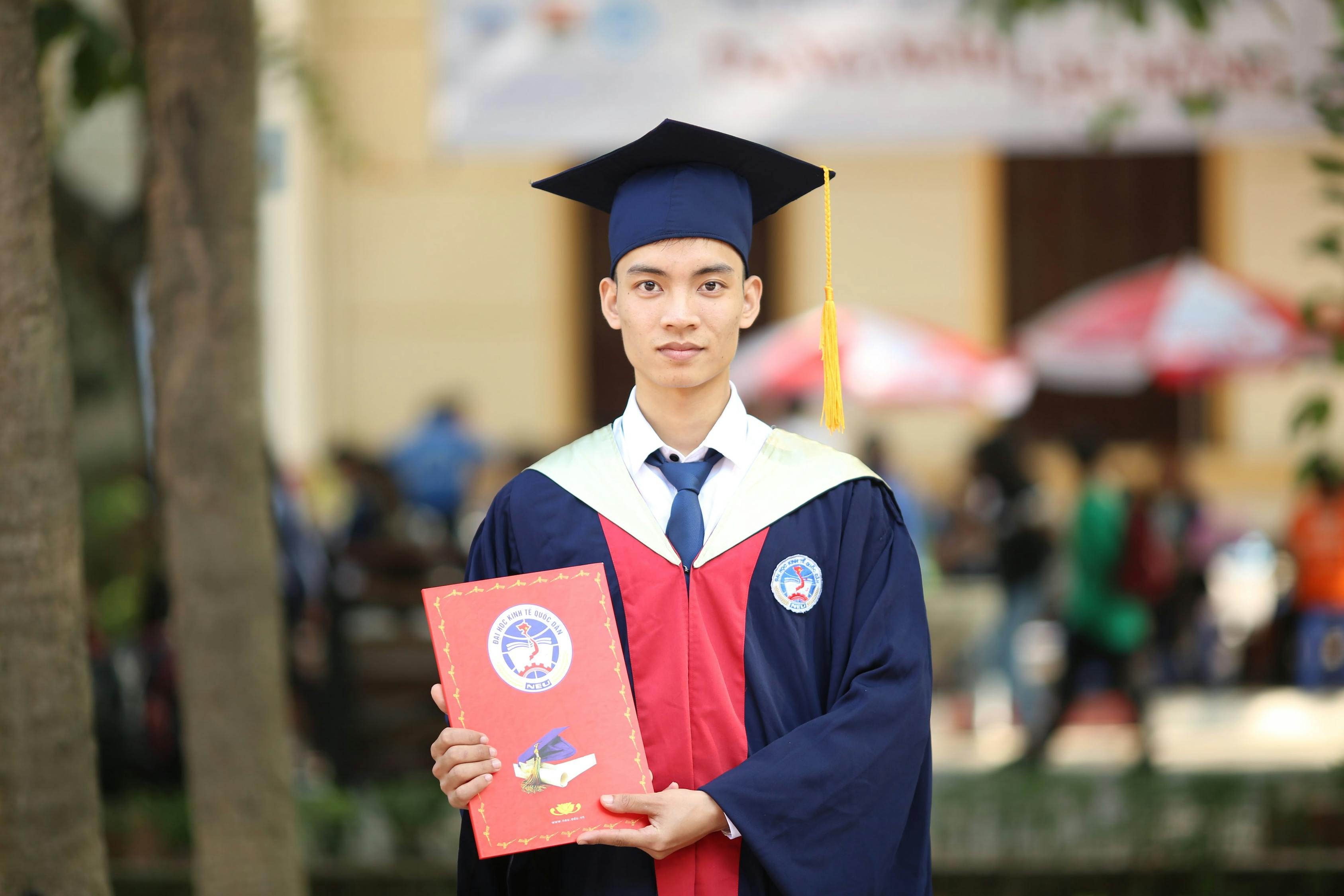四月，你的孩子不是你的孩子——电视剧中的生命蜕变与自我觉醒之旅